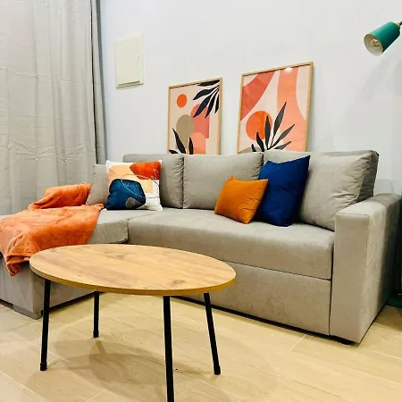 Flat B - Wide & Beautifull Flat Near Historic Center Apartmán *