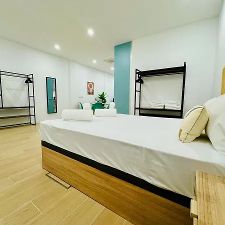 Flat B - Wide & Beautifull Flat Near Historic Center Валенсия
